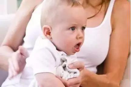 吃东西呛到怎么补救,吃东西呛到了急救方法叫什么