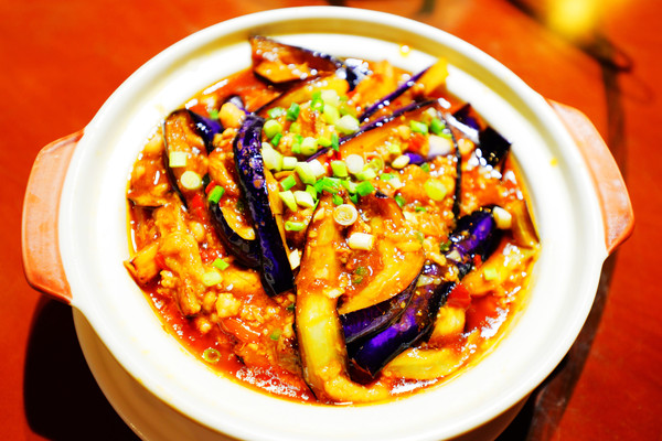 幸亏我来了再不来素材就没了,海南月亮湾的夜晚