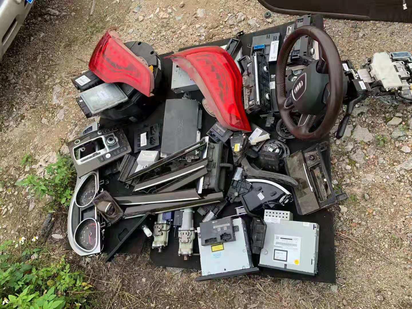 奥迪q707款v8,07款奥迪Q73.6