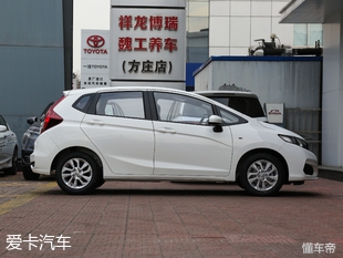 e2适合女生代步通勤小型车推荐,经济实用小型车推荐