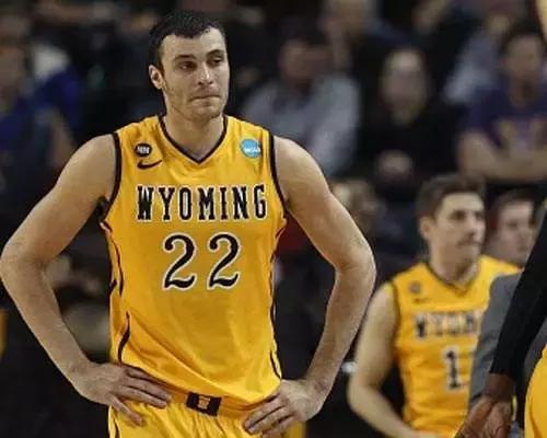 一战比肩名宿数据联盟顶尖！骑士秘密*器武**被激活曾2周长高5厘米