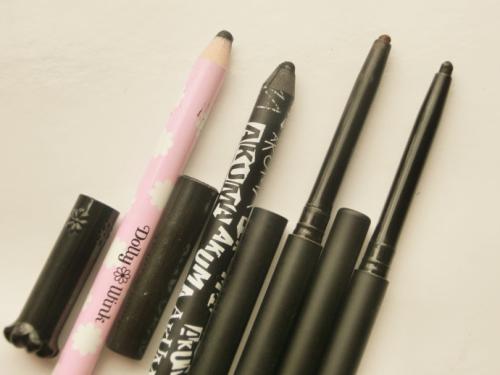 新手眼妆彩妆工具有哪些种类,彩妆教程日常化妆用品怎么用的