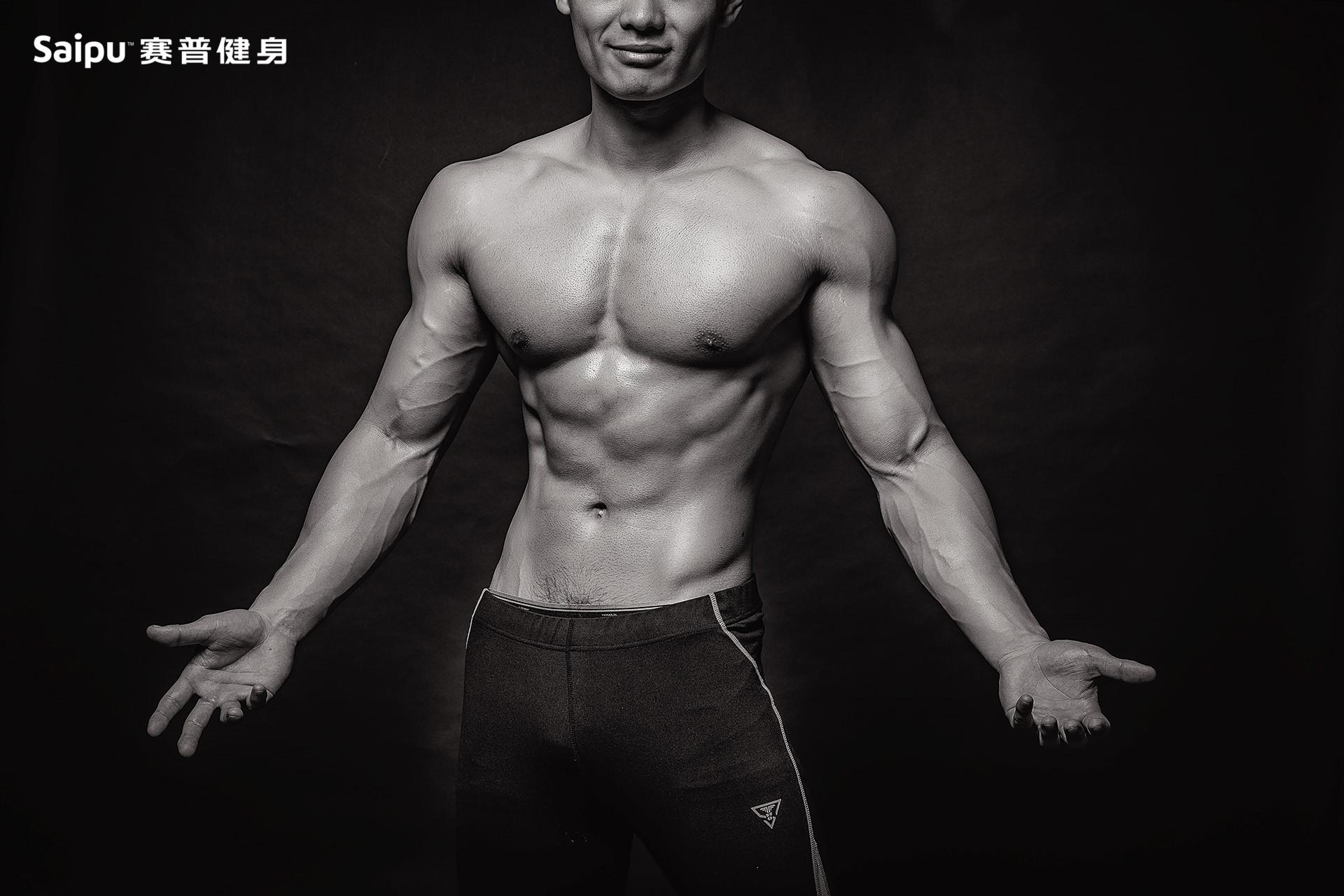 健身必吃补剂3样,健身时喝的带颜色的水是什么补剂