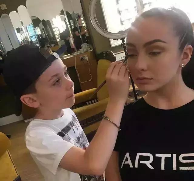 18年最火00后网红,盘点三位当年很火的网红