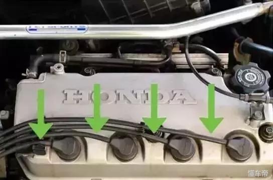 仪表上的警示灯全都亮是怎么回事,汽车仪表亮红灯是什么原因