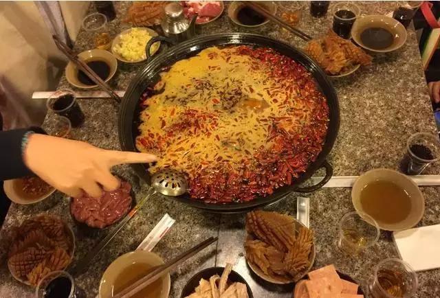 重庆最正宗的老火锅有哪些,重庆市正宗的老火锅推荐