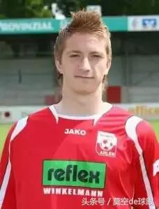 威斯特伦法球场南看台罗伊斯,威斯特伦法罗伊斯