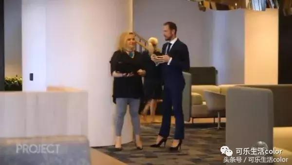 呢个男人日日踩高踭鞋上班，仲话：「高踭鞋令我更自信」？