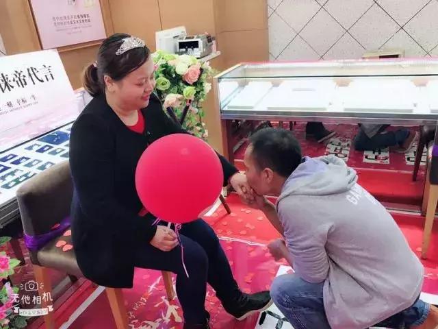 买戒指男朋友说没钱,买珠宝被骗他说不想要可以退货吗