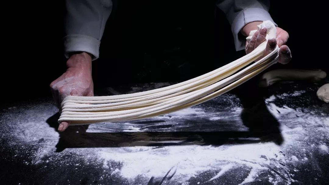 龙须面听起来很好吃,根根清爽的龙须面