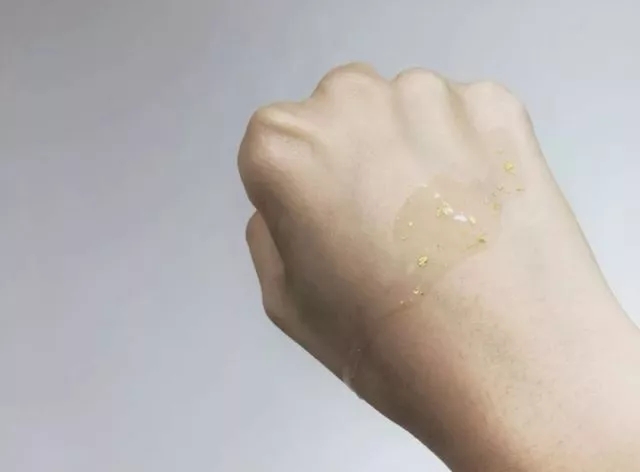 黄金精华哪个好,黄金双萃精华成分