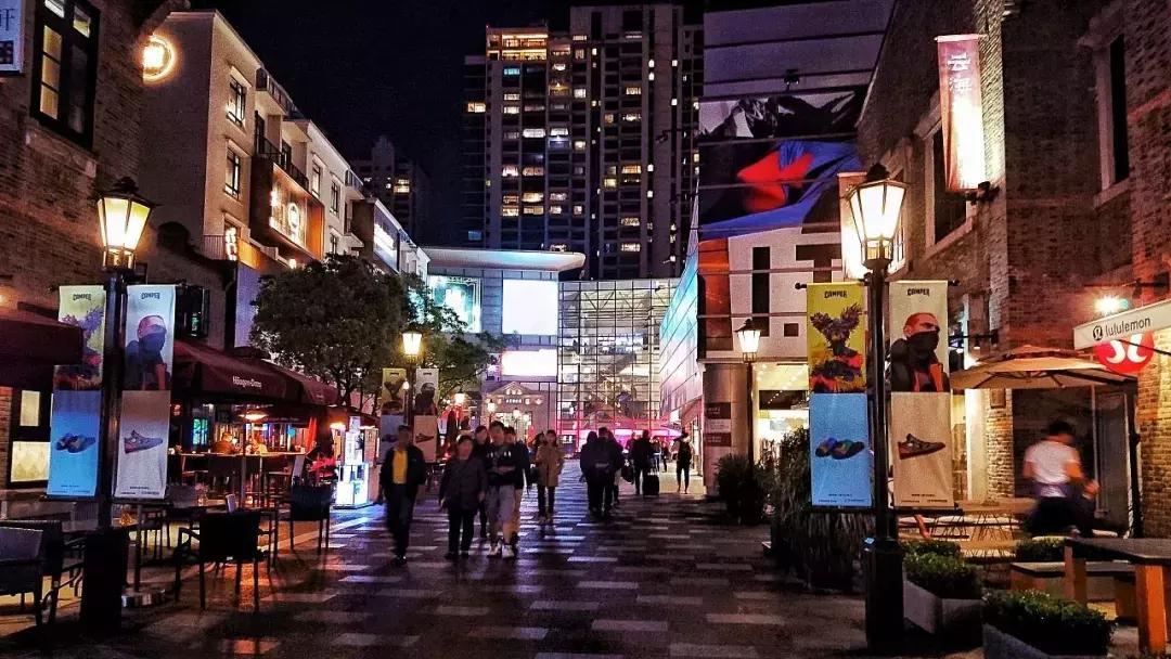 收藏！2018上海地铁最新首末班车时间表、如厕指南、游玩大全！