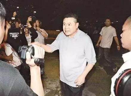 甘比刘銮雄香港女首富,香港女首富甘比今昔照片对比