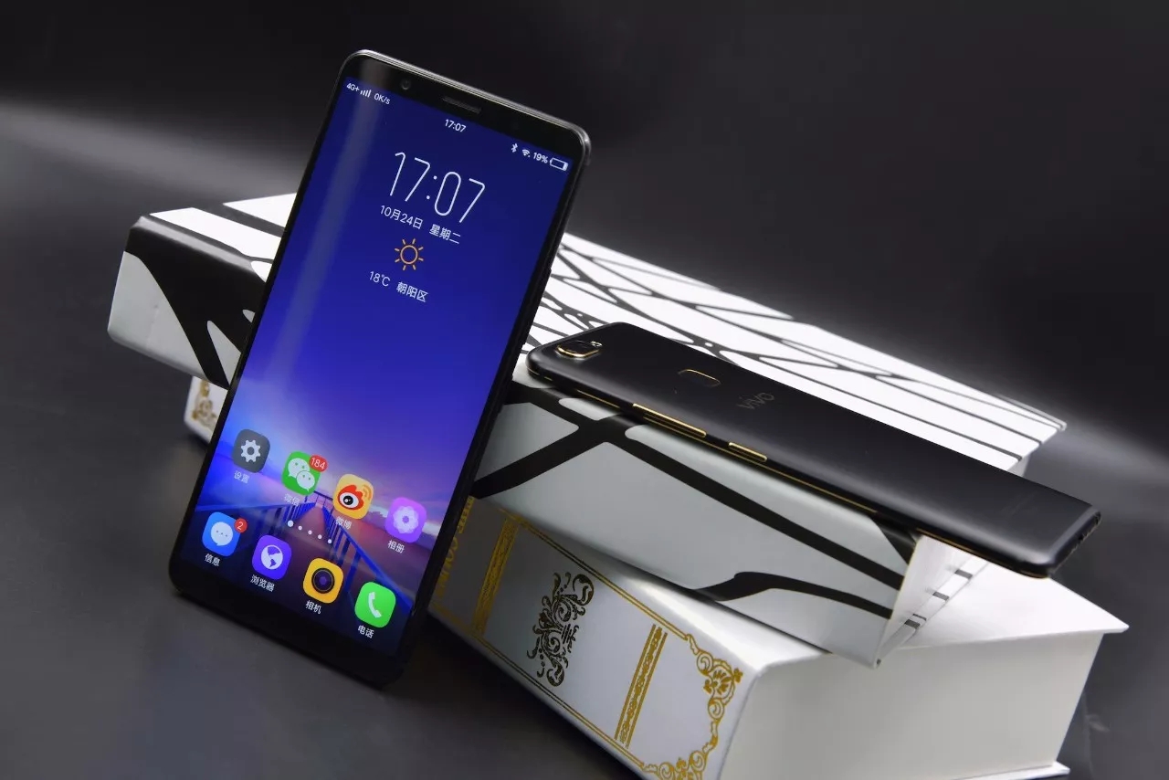 oppo手机进水怎么处理,手机进水自动开关机怎么处理