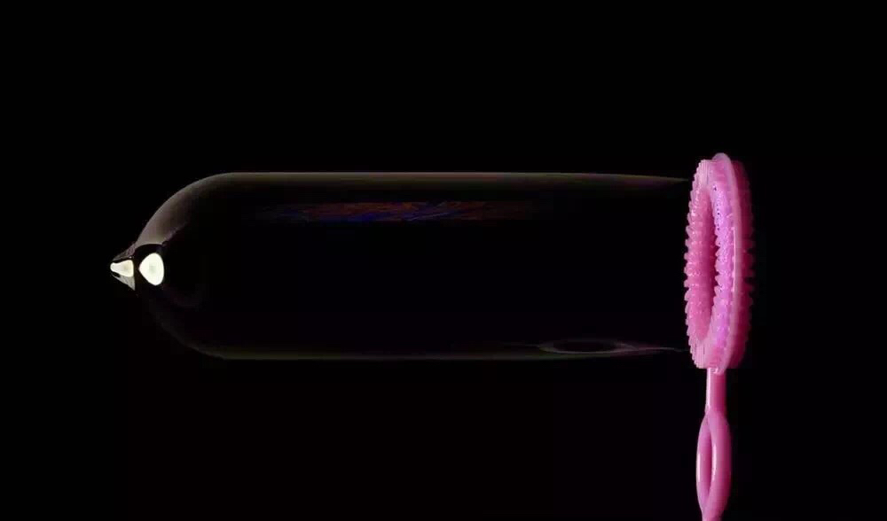 冈本杰士邦和杜蕾斯001对比,冈本比杜蕾斯贵