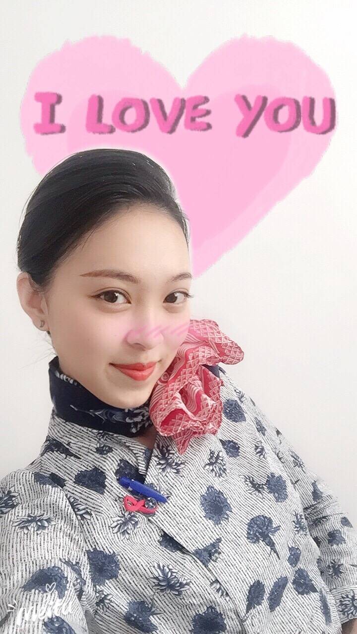 东航空姐惊艳的照片,东航空姐美丽大方