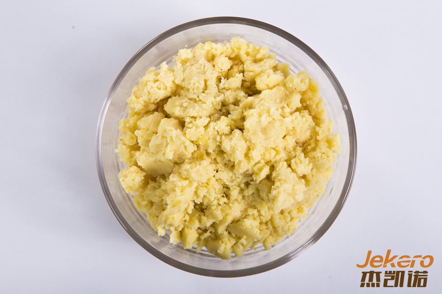 超好吃的绿豆酥饼的做法,酥的掉渣的绿豆饼无糖做法