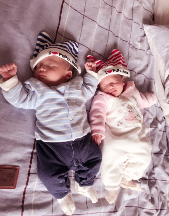 龙凤胎剖腹产,二宝剖腹产真实经历