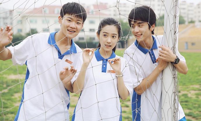 白衣少年刘昊然学长,中戏学长刘昊然完整版