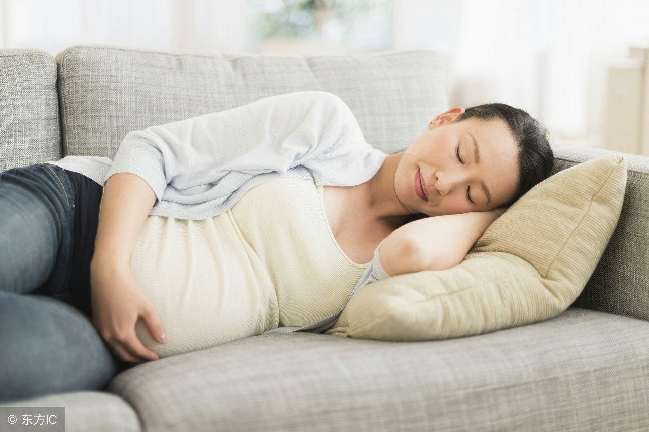 孕妇睡地暖地板上有危害吗,电热地暖垫对孕妇有影响吗