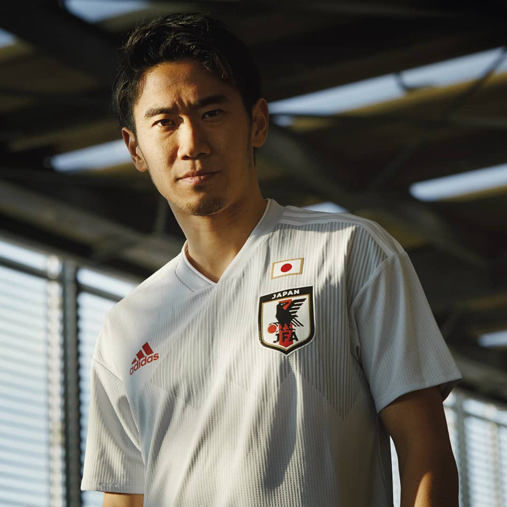 复古范儿+潮流范儿！这样的阿迪达斯世界杯球衣你还不满意？