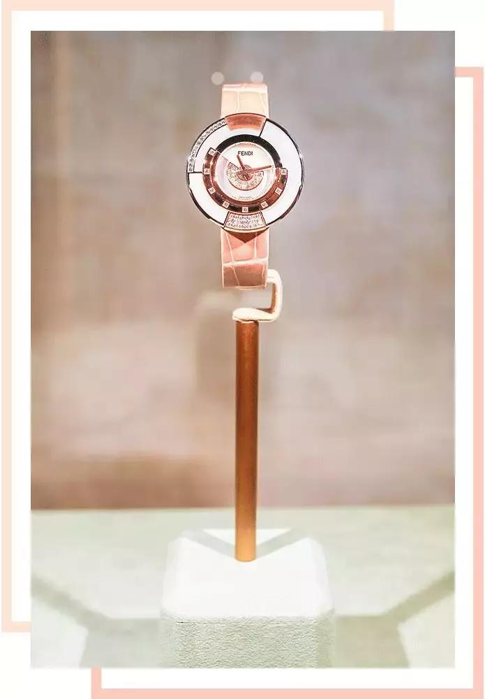 娜扎代言的手表,古力娜扎同款手表