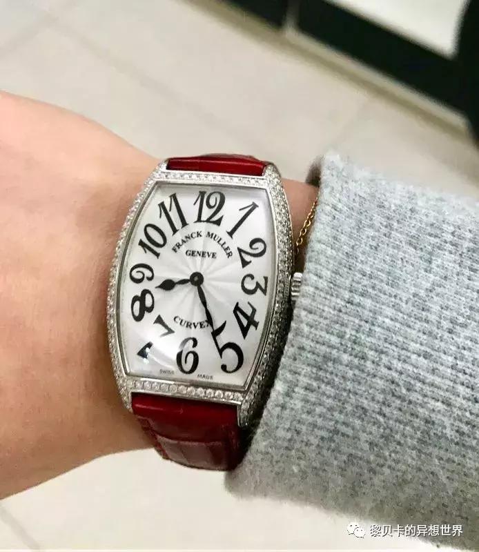 戴表和不戴表的对比照,男生戴表和不戴表有什么区别