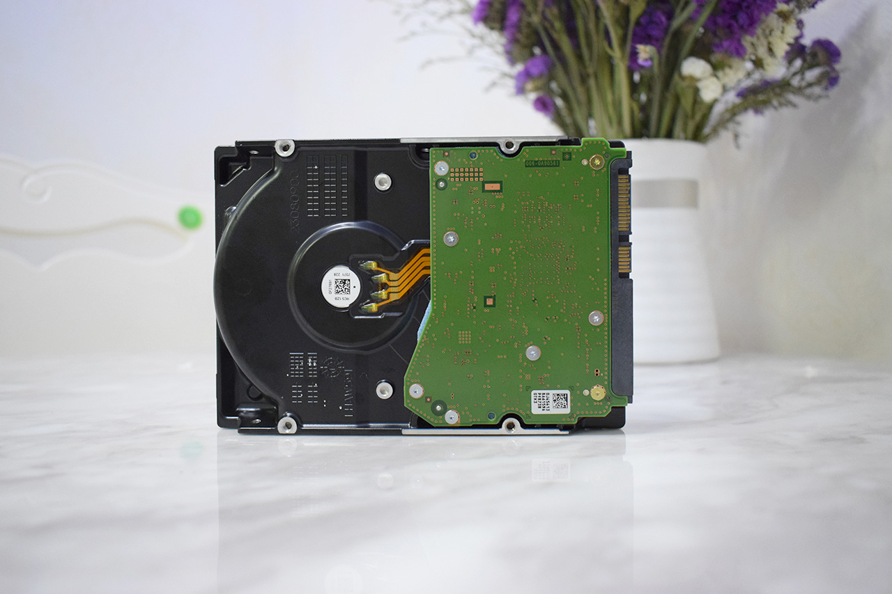 电脑硬盘大容量推荐机械硬盘,大容量机械硬盘怎么选择