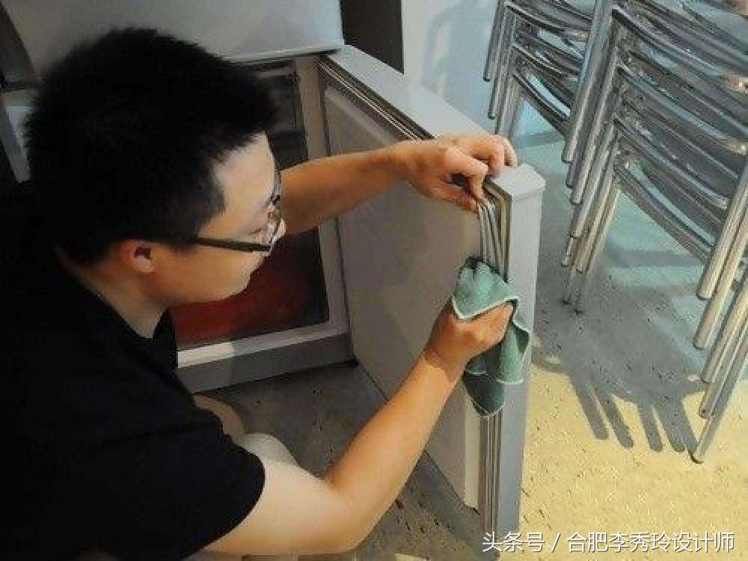 冰箱上的胶条变黑了怎么去掉,冰箱胶条怎么去除妙招图解