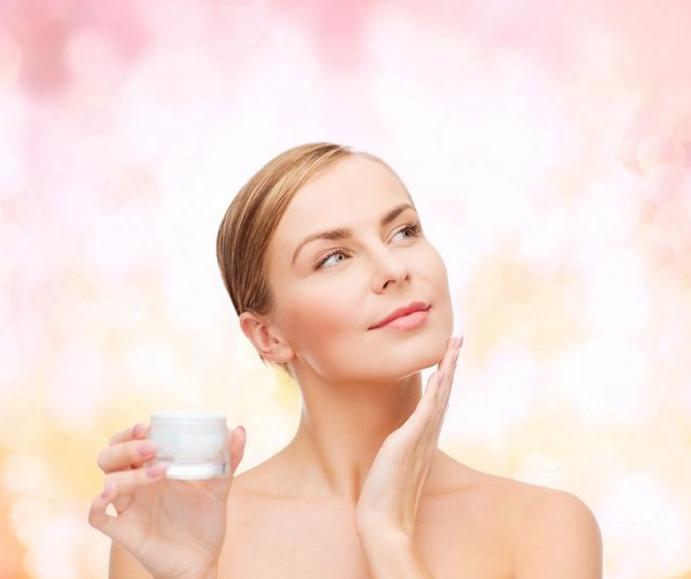 面霜和日霜有什么区别,日霜和面霜有啥区别呢怎么用