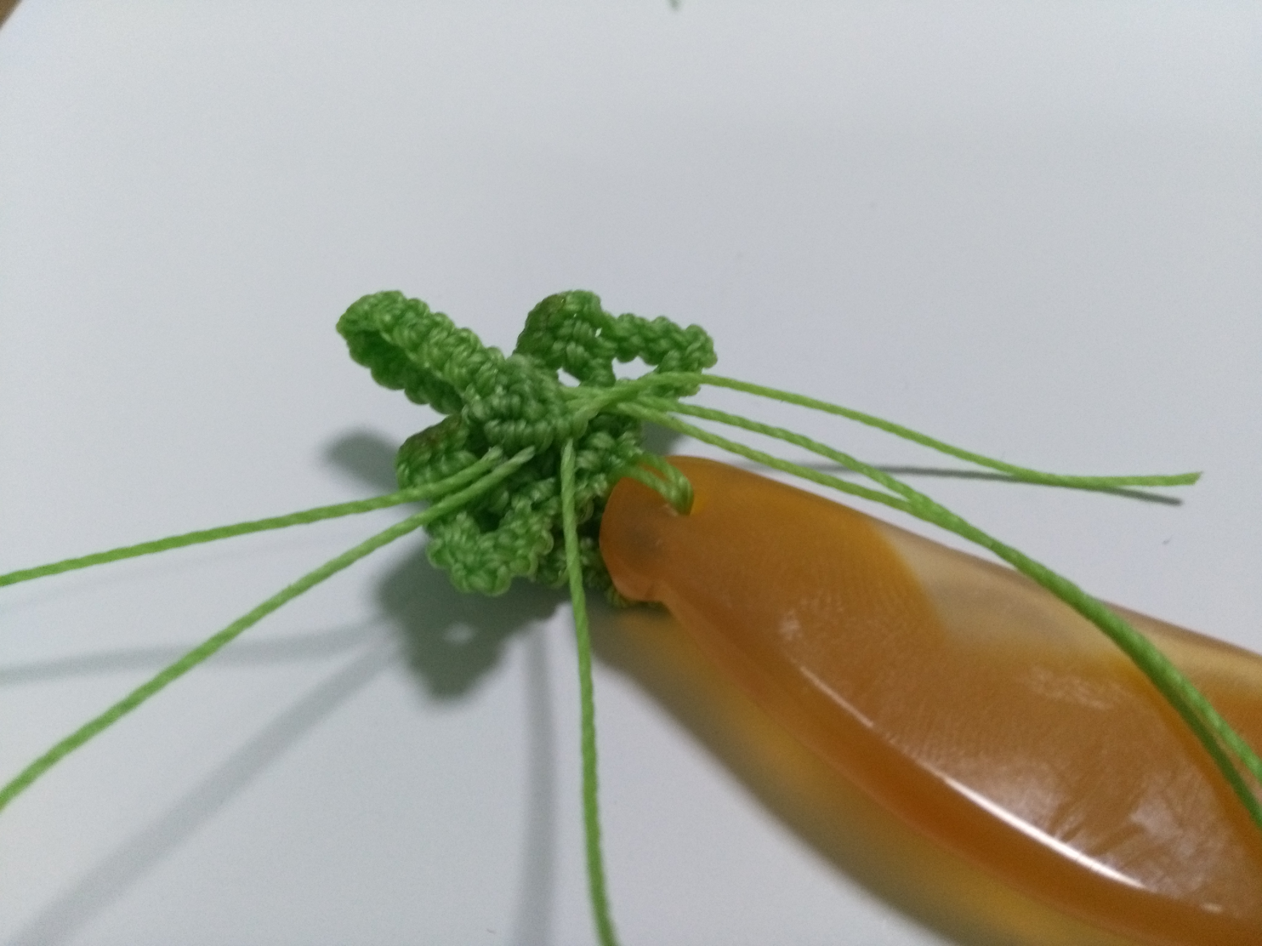 玛瑙豆子编手机吊坠法教程,玉豌豆吊坠怎么编绳