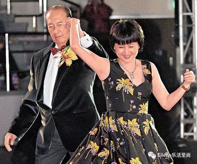 从舞娘到饶舌天后,从舞娘到大明星