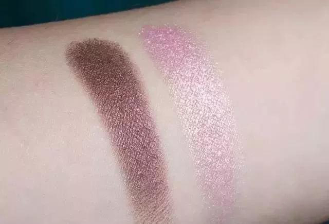 贫民窟女孩眼影拼多多买,新手美妆推荐好物平价