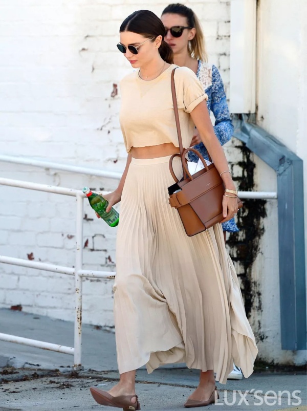 纪梵希包包鞋子哪个国家买最便宜,想买纪梵希口红不知道买哪款