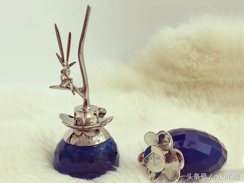 梵克雅宝香水有哪些系列,梵克雅宝第一支香水