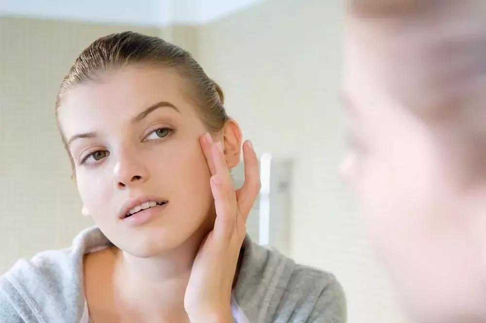 化妆师分享底妆的完整画法,化妆师底妆教程持久不卡粉不脱妆