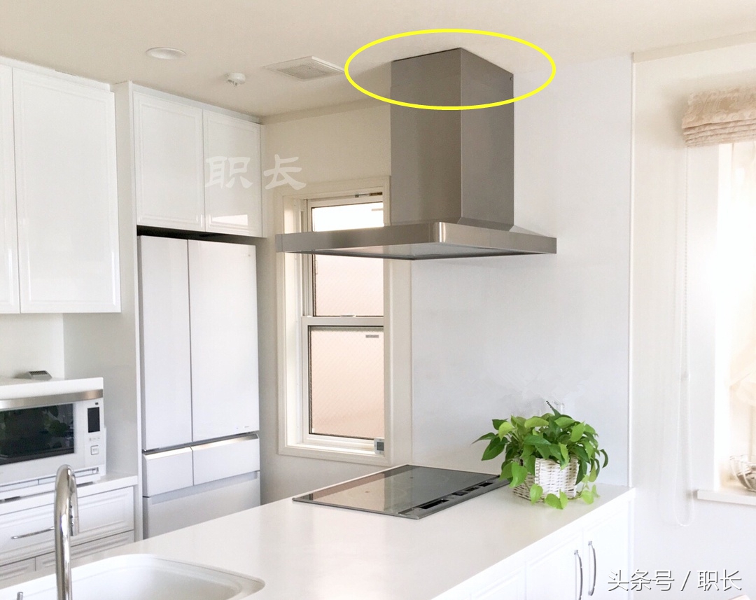 什么样的油烟机适合中国的厨房,厨房用什么样的吸油烟机好