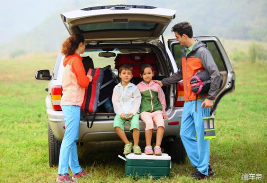 车内夏天异味大冬天异味小,车内异味去除小妙招