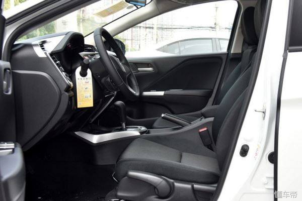 本田锋范1.5自动挡值得买吗,2023年本田锋范自动挡官方指导价