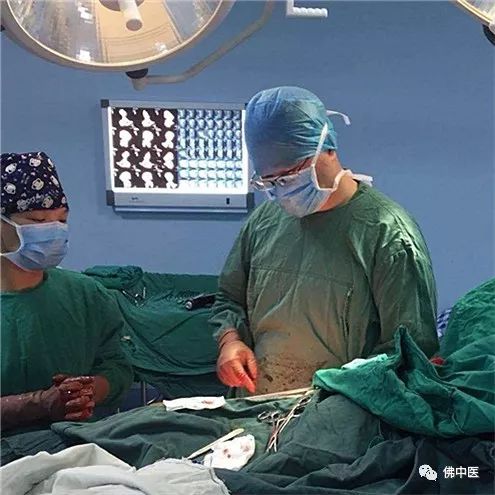 跨市送来2米高感谢信,佛中医管明强博士何以赢赞誉?