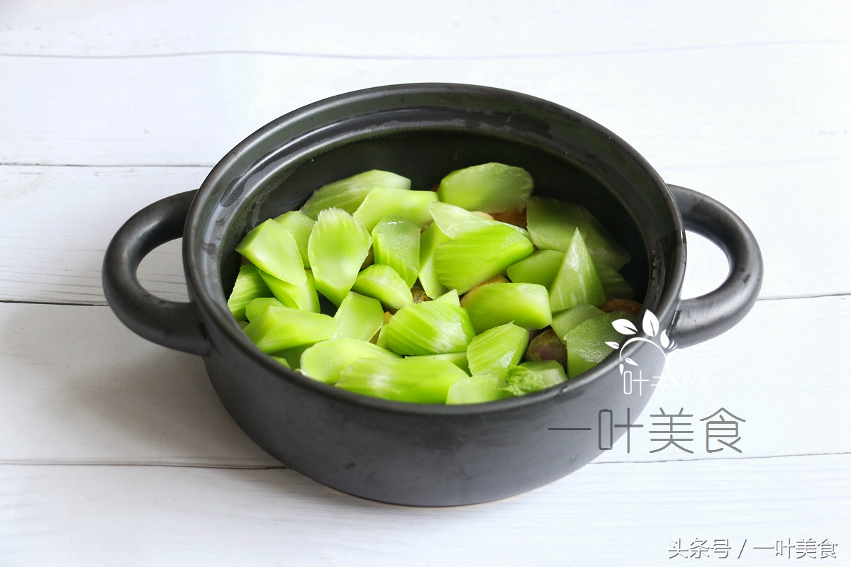 一家老少都有益，孩子补钙妈妈补血、爸爸缓解压力，几分钟上桌