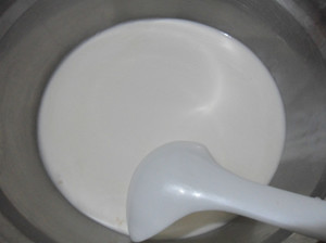 好吃的凉皮在家就可以做简单易懂,手工凉皮无添加劲道爽口好吃