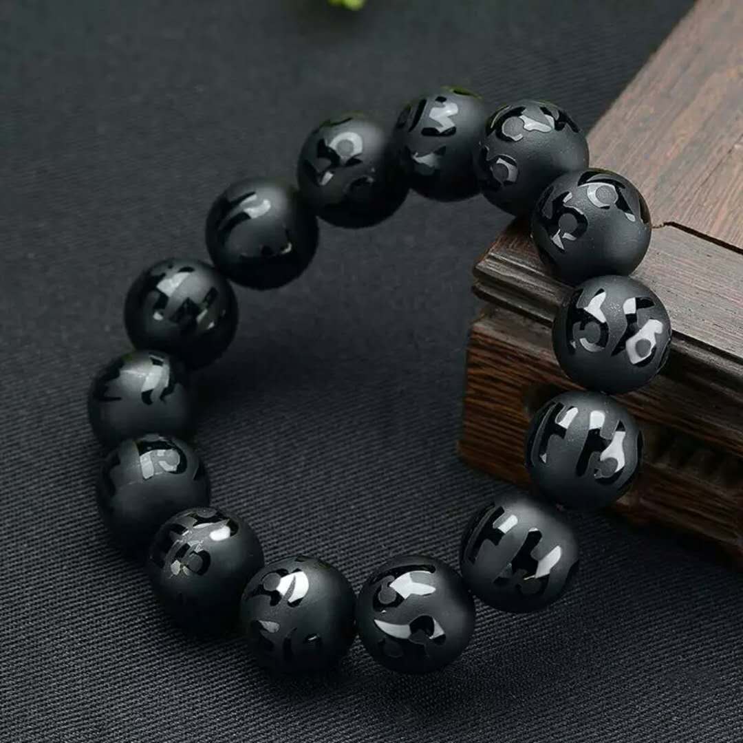 适合女士戴的玉首饰,玉髓手镯和黄金叠戴