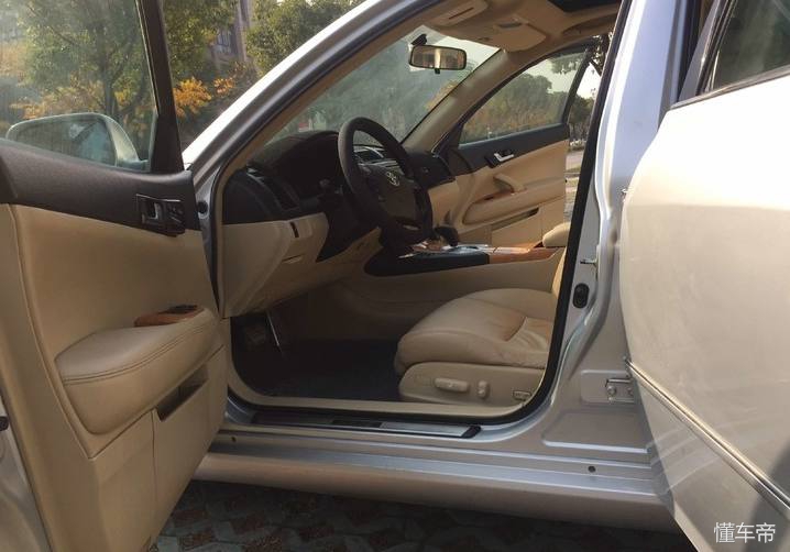 6万买了二手丰田锐志，六缸发动机真有那么大的吸引力？