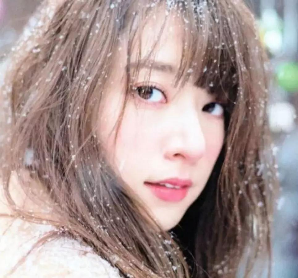 日本销量最高的片子,日系写真集比较出名的有哪些