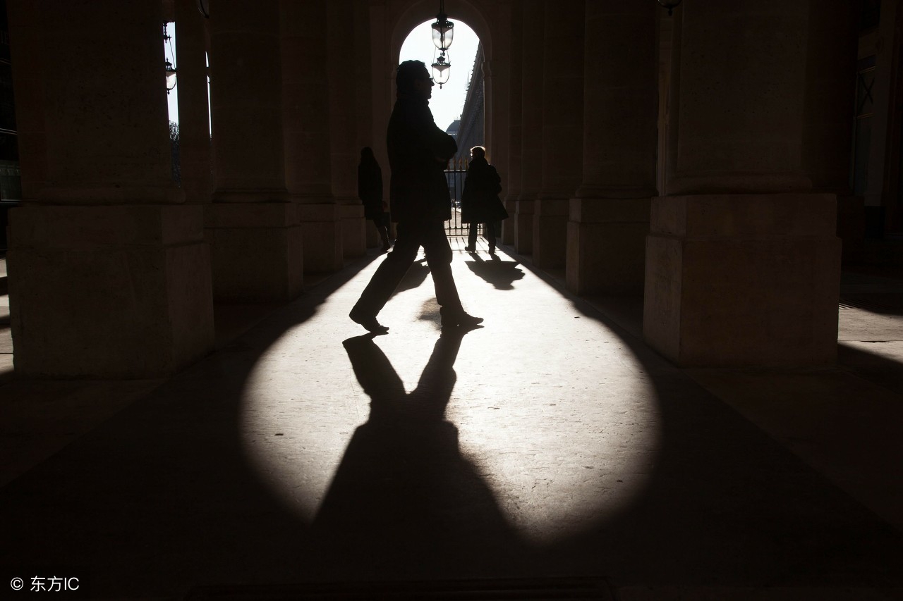 鬼缠人完整视频,鬼缠人