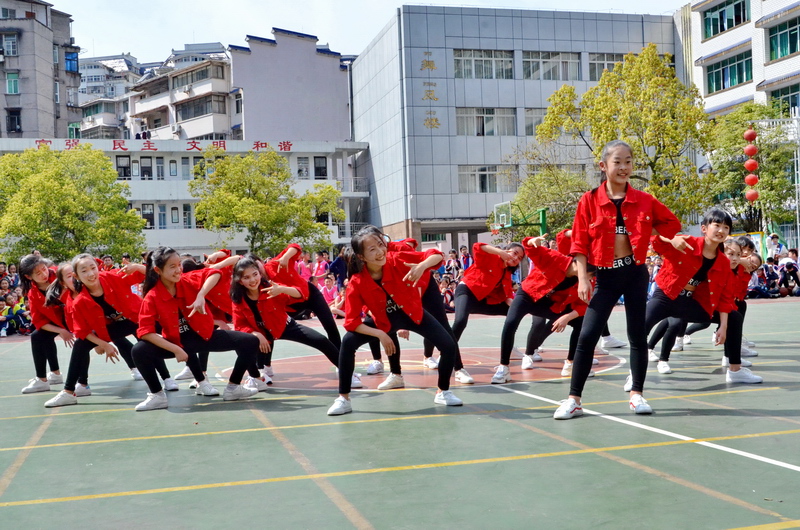 恩施金子坝实验小学篮球比赛视频,恩施州篮球比赛小学