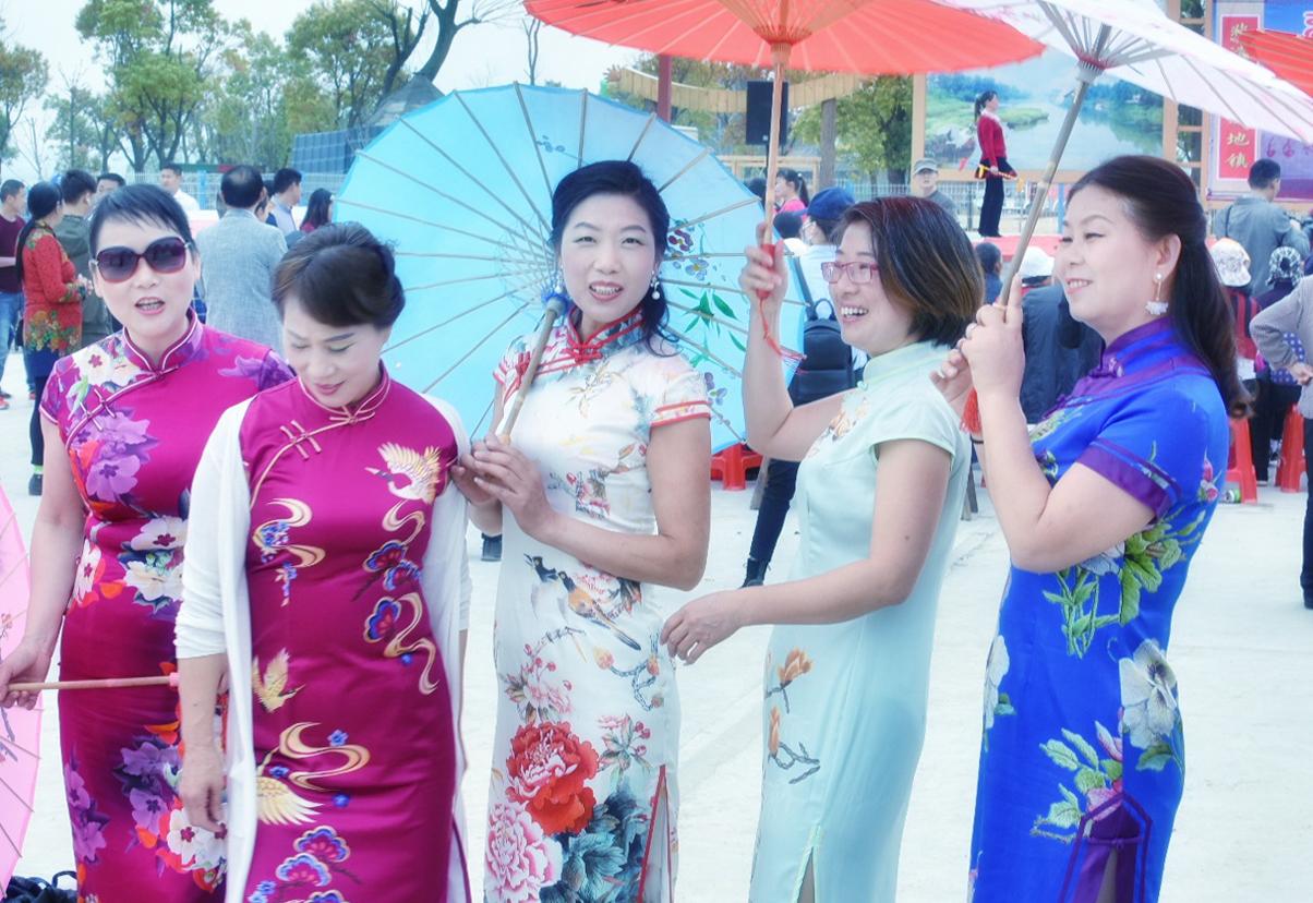 山灵水韵，德才兼备，这座城市的*光春**了不起！