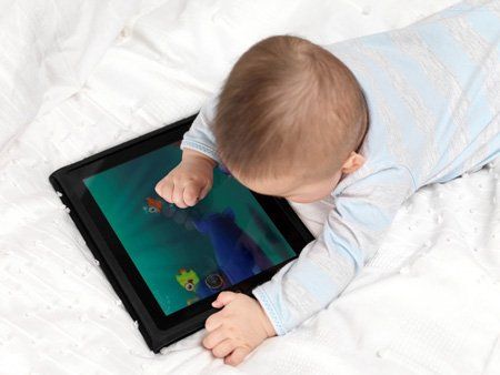 小孩看ipad的距离超过1.5米,小孩看ipad越远越好吗