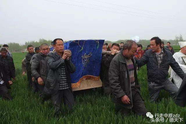 清明特辑，一个癌症家庭的悲惨历程——失臂之痛